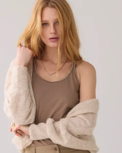 Basic singlet with braided straps