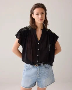 Blouse with flounce sleeves