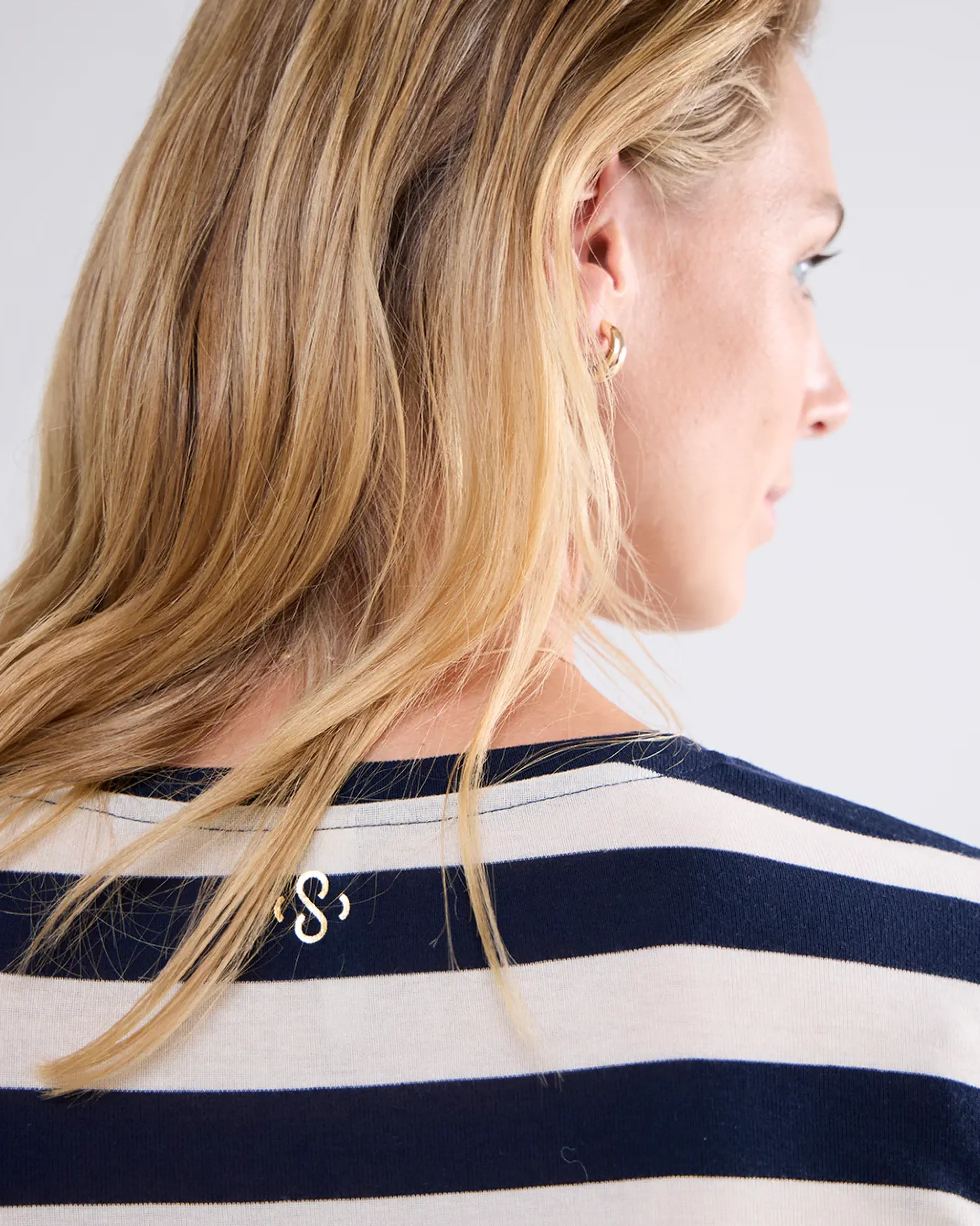 Round neck Sheer Jersey Stripe