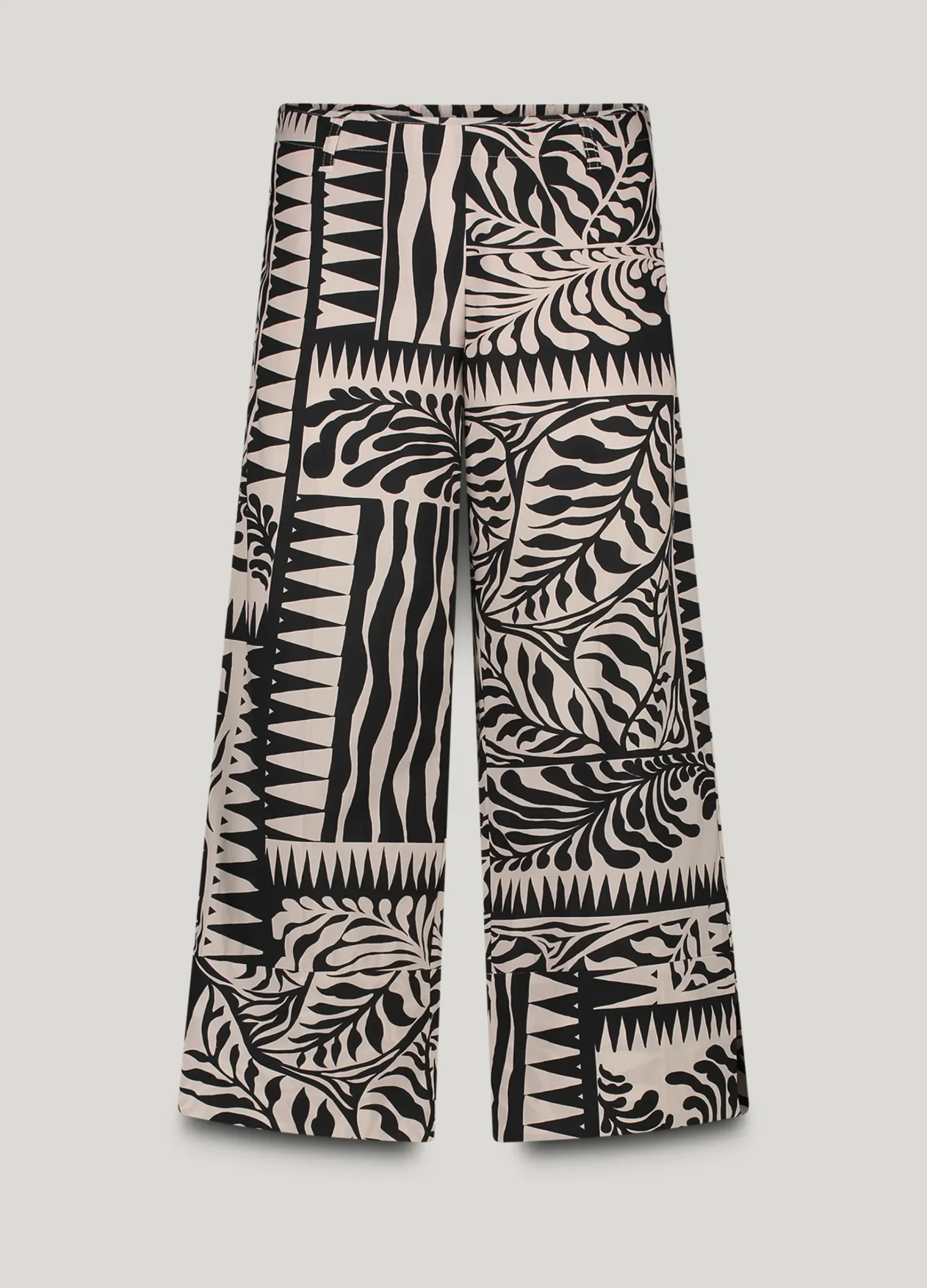 7/8th length two-tone trousers