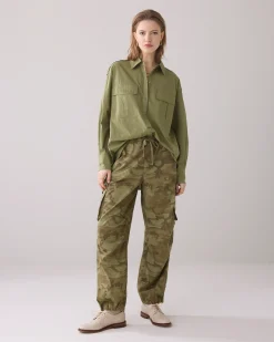 Trousers with camouflage print