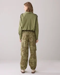 Trousers with camouflage print