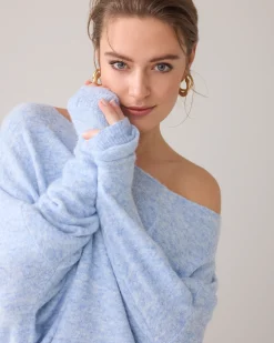 Wide boat-neck jumper