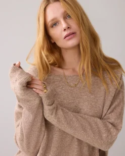 Wide boat-neck jumper