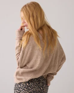 Wide boat-neck jumper