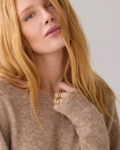 Wide boat-neck jumper