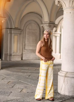 Wide tie-dye trousers