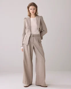 Wide-leg trousers in linen look